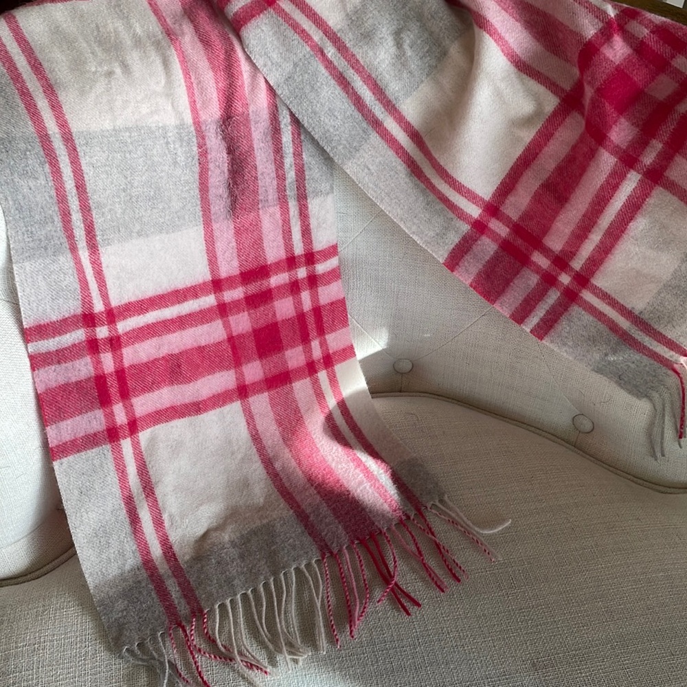 Louisa Perini cashmere scarf 🧣